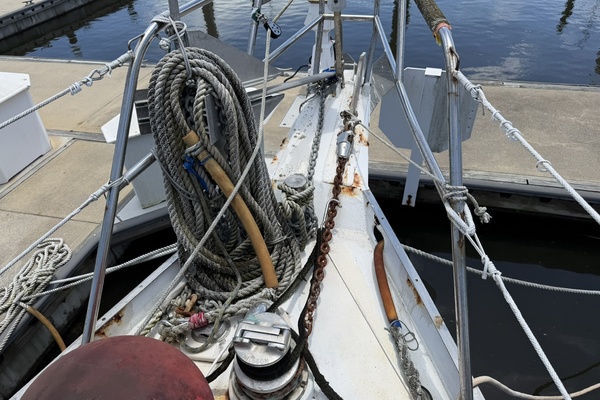 44ft Bruce Roberts Yacht For Sale