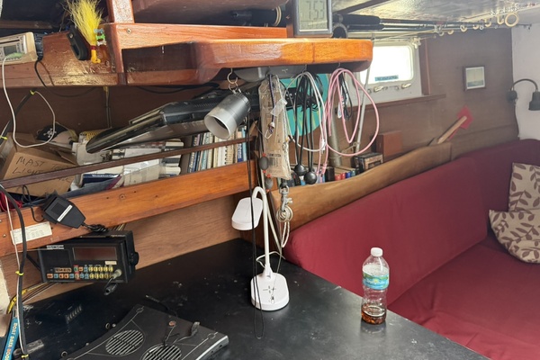 44ft Bruce Roberts Yacht For Sale