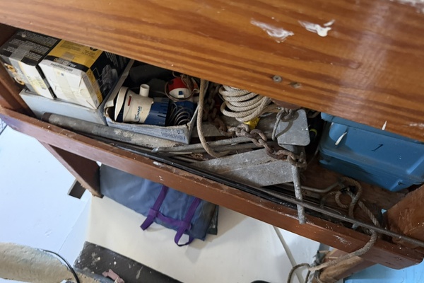 44ft Bruce Roberts Yacht For Sale