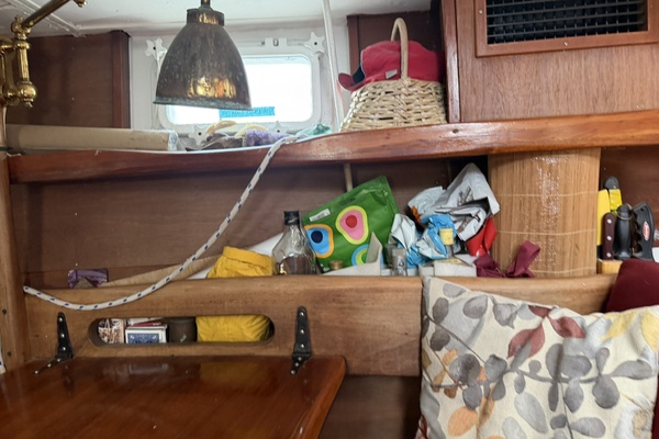 44ft Bruce Roberts Yacht For Sale