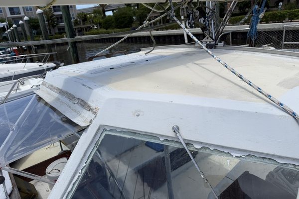 44ft Bruce Roberts Yacht For Sale