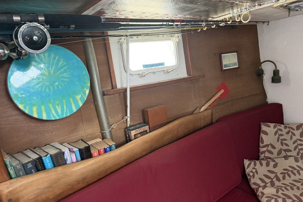 44ft Bruce Roberts Yacht For Sale