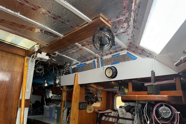 44ft Bruce Roberts Yacht For Sale