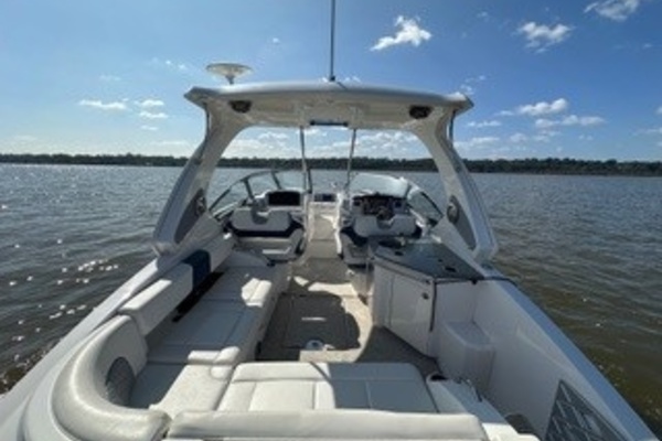 32ft Chaparral Yacht For Sale