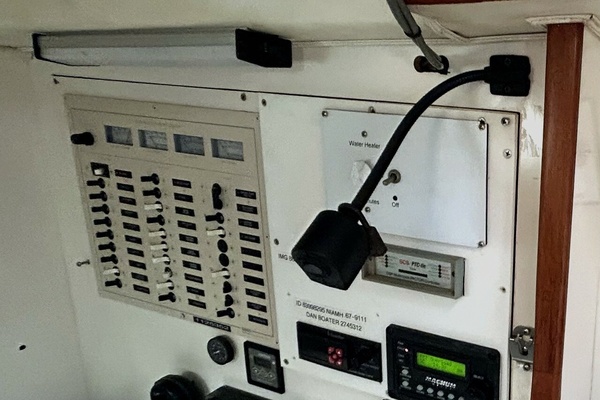Free d Spirit 40ft Caliber Yacht For Sale