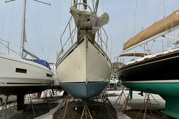 Free d Spirit 40ft Caliber Yacht For Sale