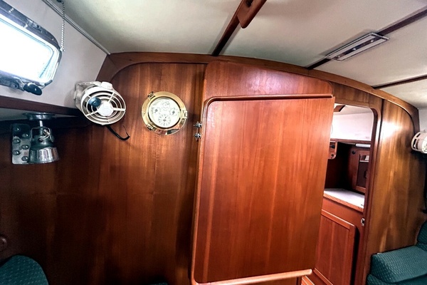 Free d Spirit 40ft Caliber Yacht For Sale