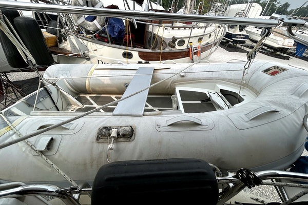 Free d Spirit 40ft Caliber Yacht For Sale