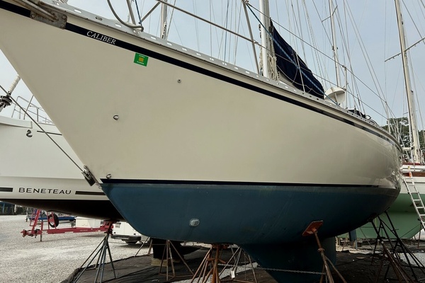 Free d Spirit 40ft Caliber Yacht For Sale