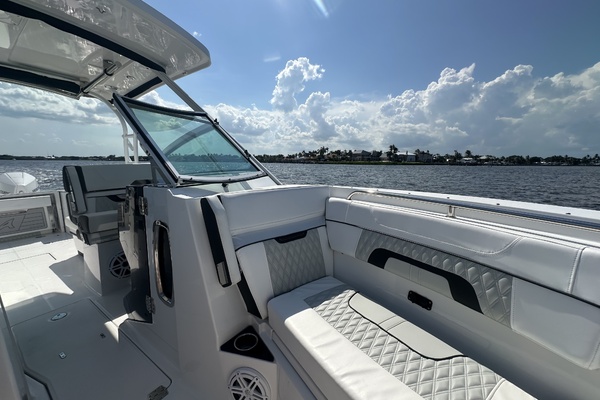 27ft Blackfin Yacht For Sale