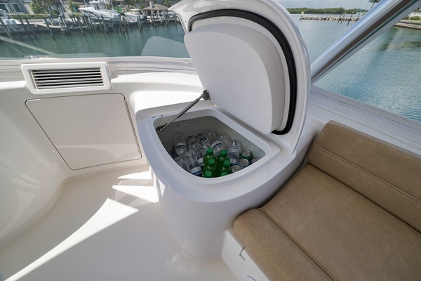 2017 Viking 62