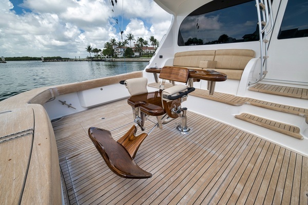 2017 Viking 62
