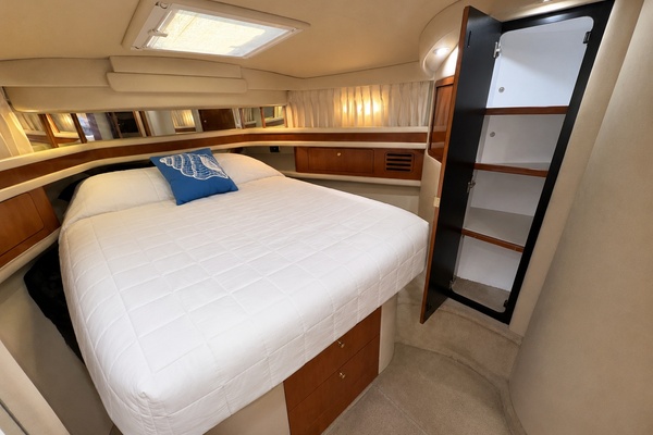Knot Dead Yet 45ft Sea Ray Yacht For Sale