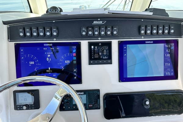 That s Amore 25ft Boston Whaler Yacht For Sale