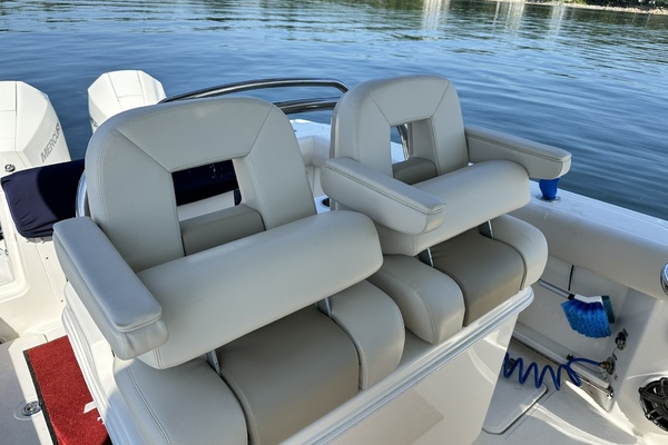 That s Amore 25ft Boston Whaler Yacht For Sale