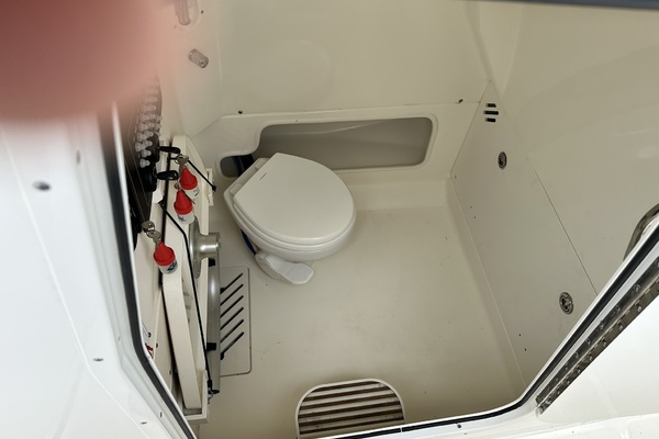 That s Amore 25ft Boston Whaler Yacht For Sale