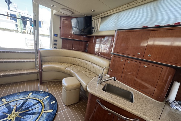 Crown  amp  Water 45ft Sea Ray Yacht For Sale