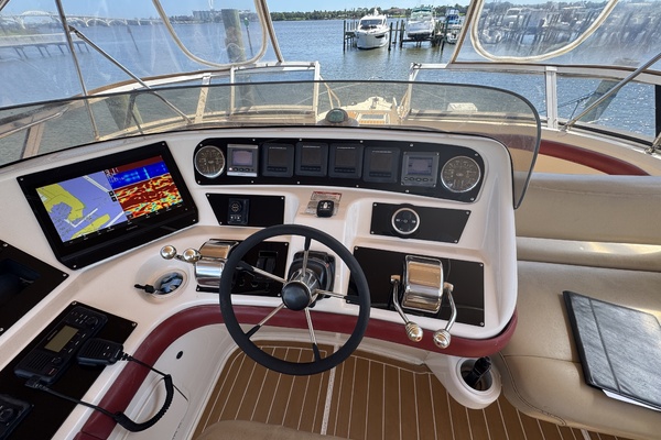 Crown  amp  Water 45ft Sea Ray Yacht For Sale
