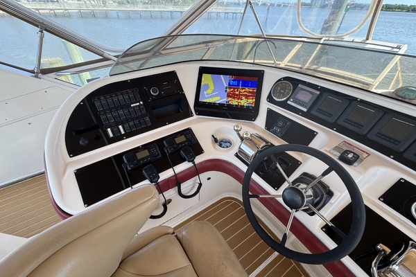 Crown  amp  Water 45ft Sea Ray Yacht For Sale