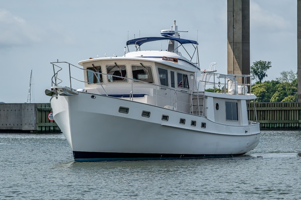 GRACE FULL LIVING 48ft Kadey Krogen Yacht For Sale
