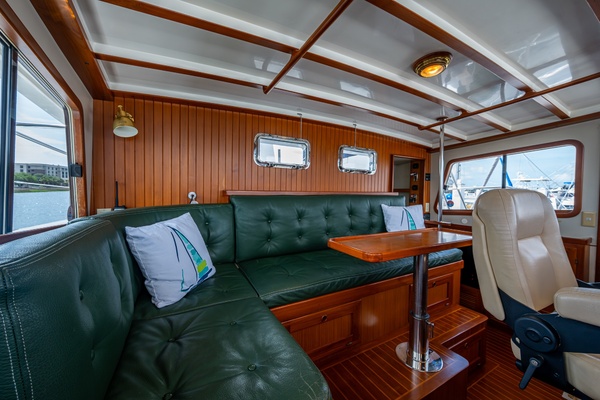 GRACE FULL LIVING 48ft Kadey Krogen Yacht For Sale