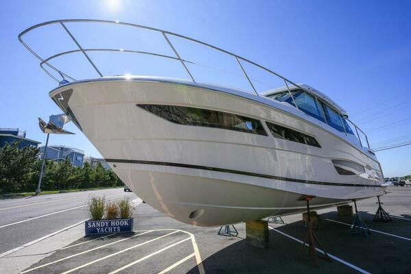 38ft Regal Yacht For Sale