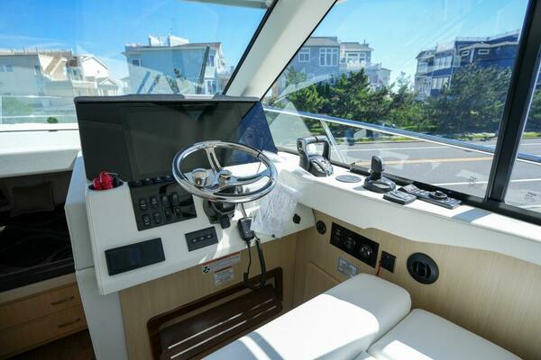 38ft Regal Yacht For Sale