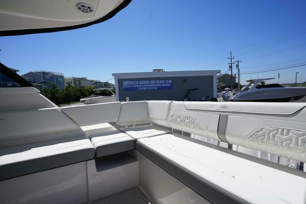 38ft Regal Yacht For Sale