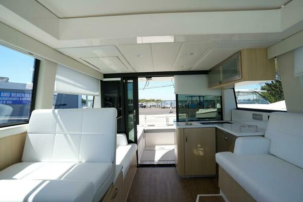 38ft Regal Yacht For Sale