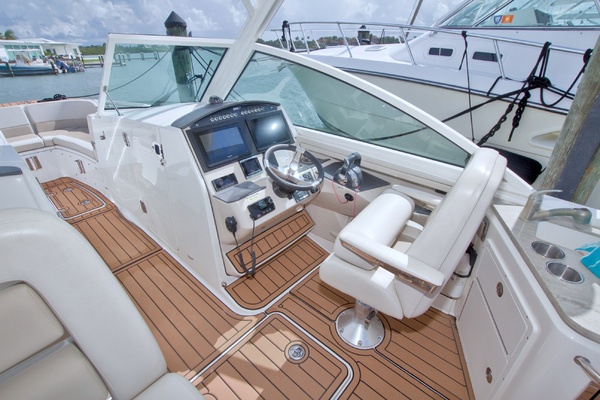 In Spite of Ourselves 32ft Boston Whaler Yacht For Sale