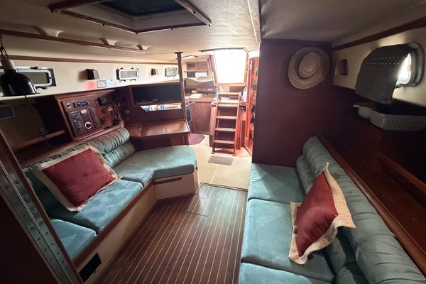 Freedom 38ft Island Packet Yacht For Sale