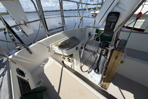 Freedom 38ft Island Packet Yacht For Sale
