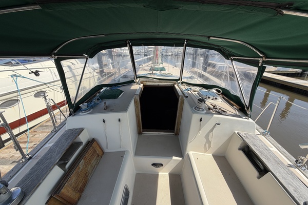 Freedom 38ft Island Packet Yacht For Sale