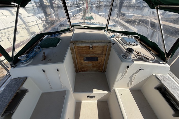 Freedom 38ft Island Packet Yacht For Sale
