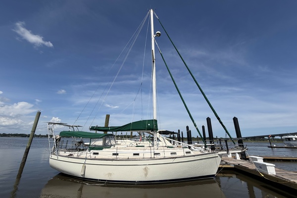 Freedom 38ft Island Packet Yacht For Sale