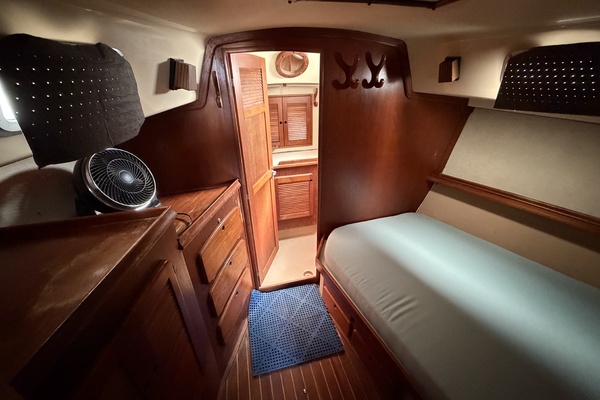 Freedom 38ft Island Packet Yacht For Sale