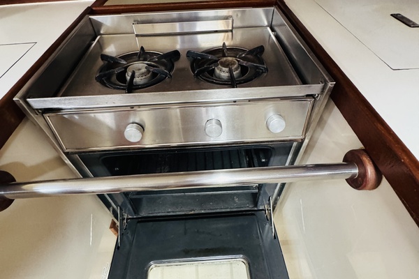 Music II 41ft Catalina Morgan Yacht For Sale