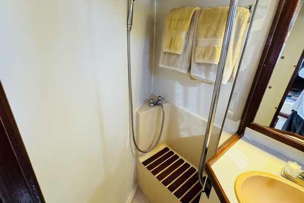 Music II 41ft Catalina Morgan Yacht For Sale