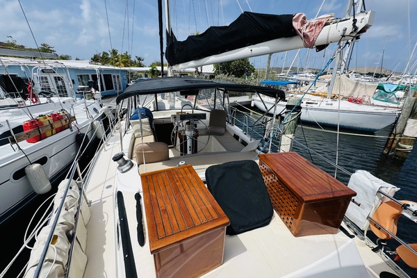 Music II 41ft Catalina Morgan Yacht For Sale