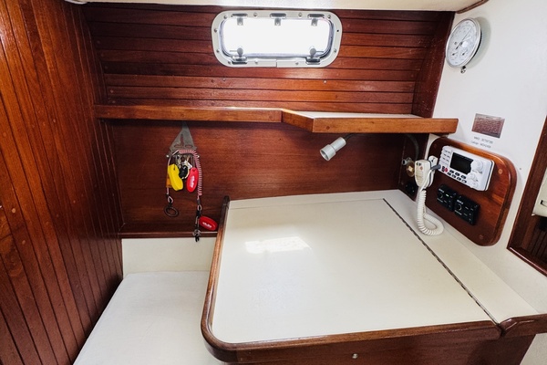 Music II 41ft Catalina Morgan Yacht For Sale