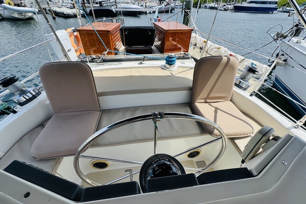 Music II 41ft Catalina Morgan Yacht For Sale
