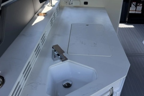 42ft Cruisers Yachts Yacht For Sale
