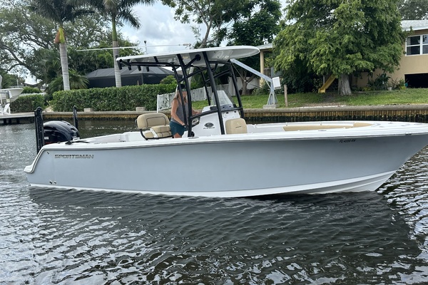 22ft Sportsman Yacht For Sale