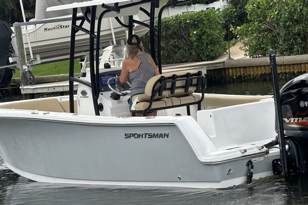 22ft Sportsman Yacht For Sale
