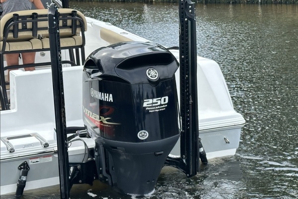 22ft Sportsman Yacht For Sale