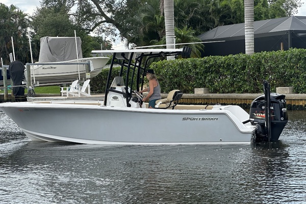 22ft Sportsman Yacht For Sale