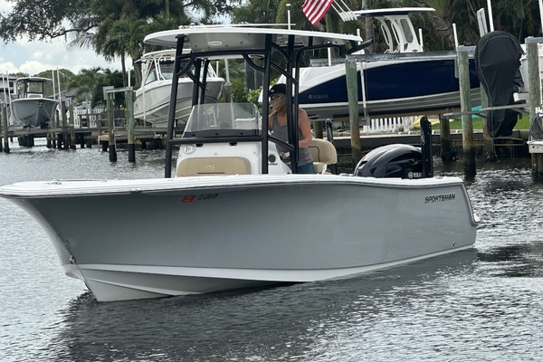 22ft Sportsman Yacht For Sale