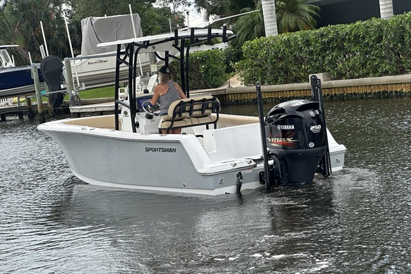 22ft Sportsman Yacht For Sale
