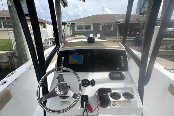 22ft Sportsman Yacht For Sale