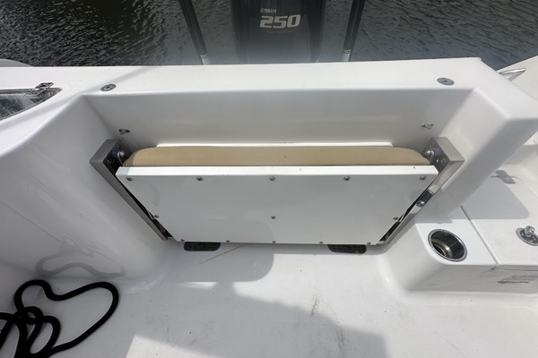 22ft Sportsman Yacht For Sale